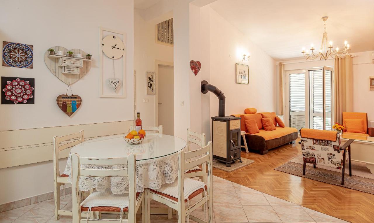 Apartments Villa Lilla Baška Voda Εξωτερικό φωτογραφία
