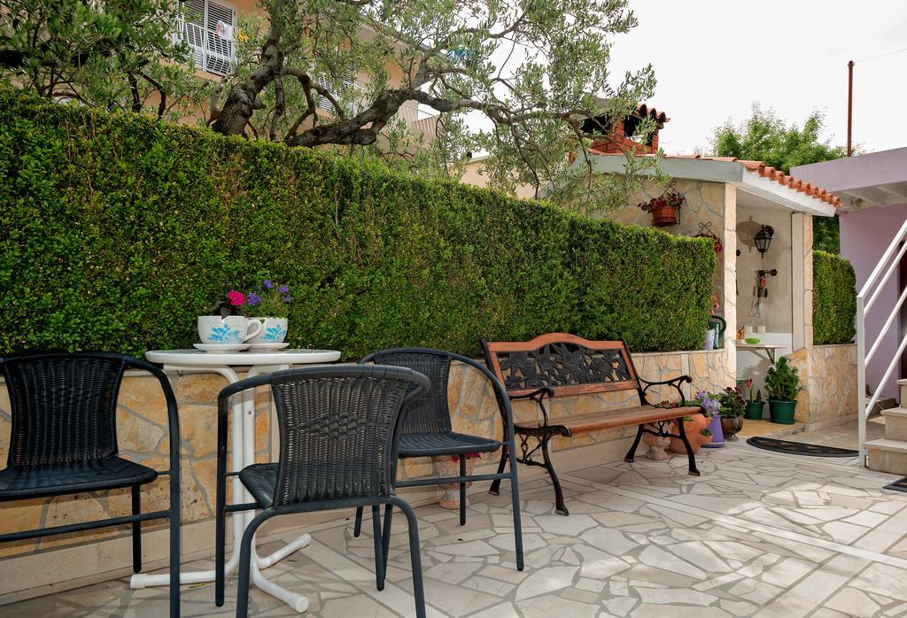 Apartments Villa Lilla Baška Voda Εξωτερικό φωτογραφία