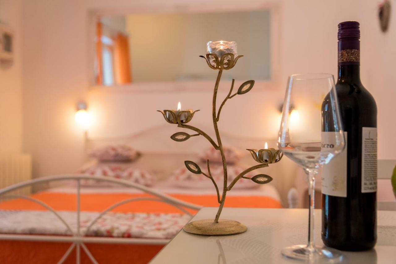 Apartments Villa Lilla Baška Voda Εξωτερικό φωτογραφία