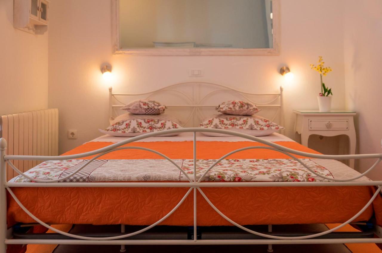 Apartments Villa Lilla Baška Voda Εξωτερικό φωτογραφία